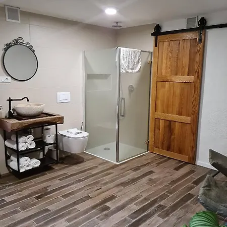 Zidanica Zagar * Dolenjske Toplice