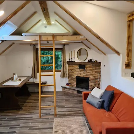 Zidanica Zagar Vikendica Dolenjske Toplice