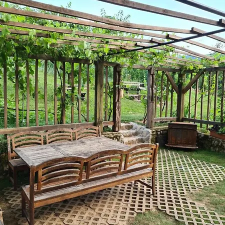 Zidanica Zagar Сasa de vacaciones