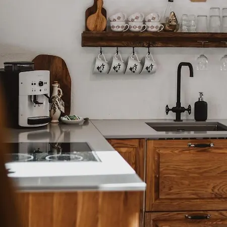 Zidanica Zagar * Dolenjske Toplice